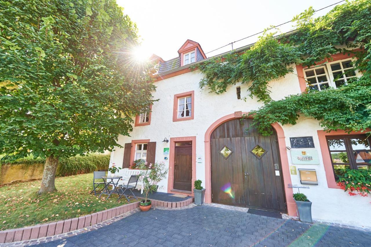 Ferienweingut Willems Oberemmel Exterior photo